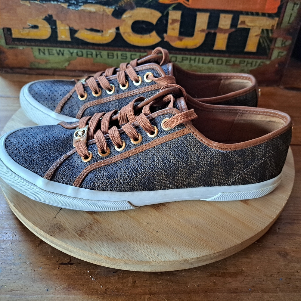 Michael Kors Boerum Sneakers Women's Size 8 Brown MK Logo Signature Casual